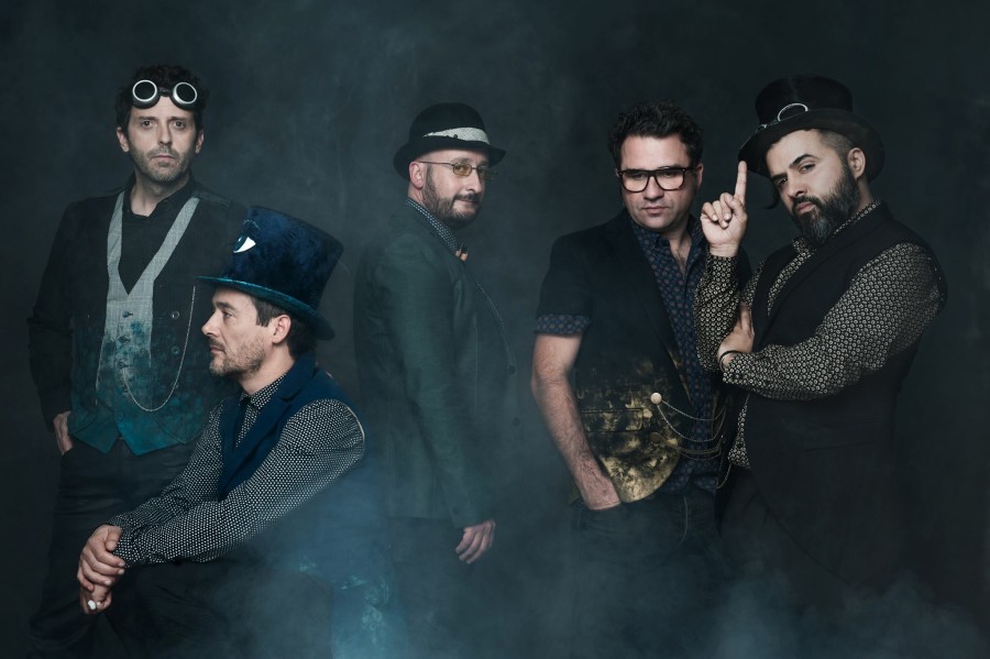 Entrevista con Love of Lesbian