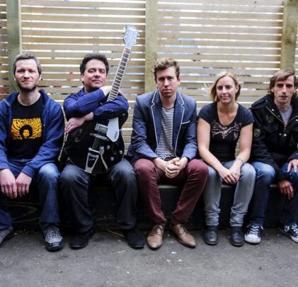 The Chills le hace un cover a David Bowie