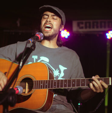 (Sandy) Alex G en Caradura