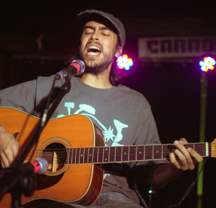 (Sandy) Alex G en Caradura