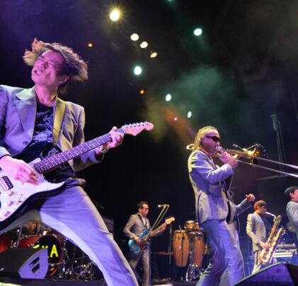 Tokyo Ska Paradise Orchestra en El Plaza