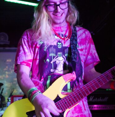 Anamanaguchi, del videojuego al escenario