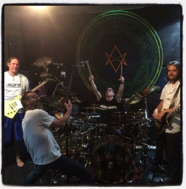 Maynard James Keenan revela detalles del próximo disco de Tool