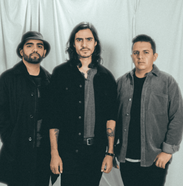 Autocinema comparte su nuevo EP y último single “Regrésame” 