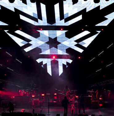 Zoé + Metric en el Auditorio Nacional