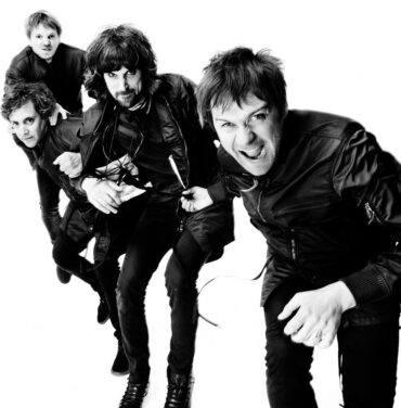 Escucha un sampler del nuevo disco de Kasabian