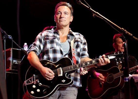 Bruce Springsteen hace cover a Victor Jara