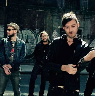 Simplifires anuncia Irish Versions