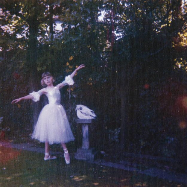 Wolf Alice — Visions Of A Life