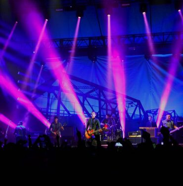 División Minúscula en la Carpa Astros