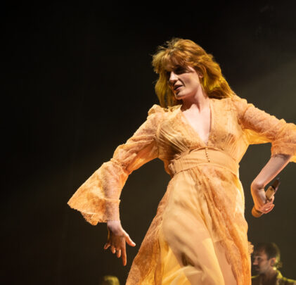 Florence and The Machine comparte dos demos de 'Lungs'
