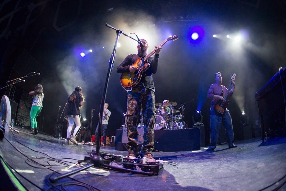 Groundation: Poderes místicos de la música