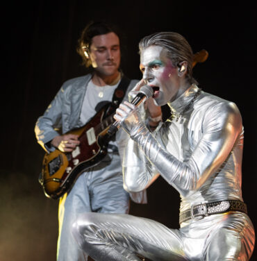 The Neighbourhood en el Pepsi Center WTC