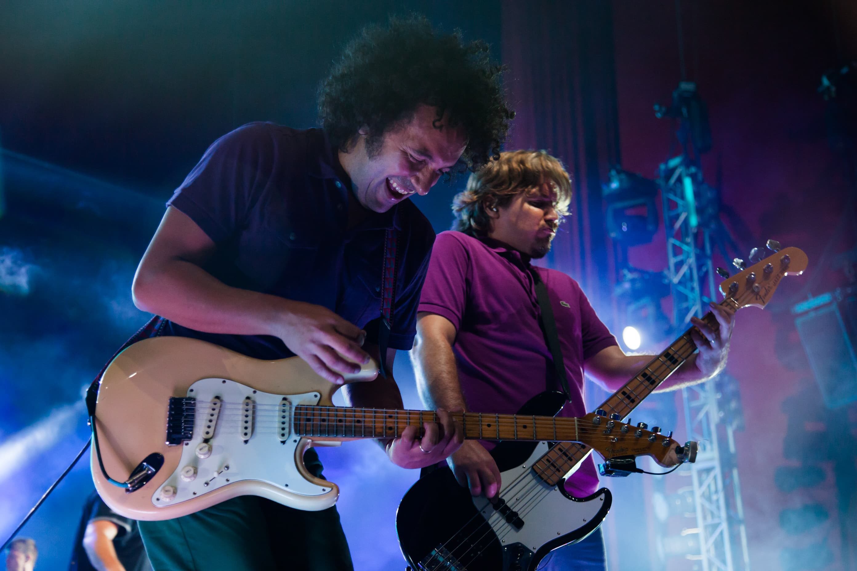 DE FIESTA CON LOS AMIGOS