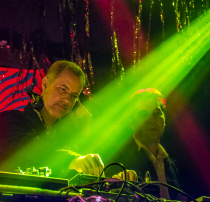 Nochenegra: Funky Sole en el Foro Indie Rocks!