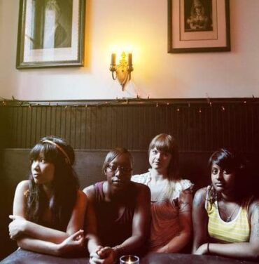 Escucha 'A Constant Sea', álbum debut de Heliotropes