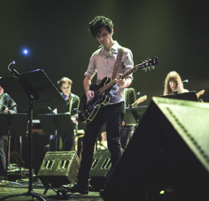 Nick Zinner estrenará una versión de estudio del proyecto 41 Strings