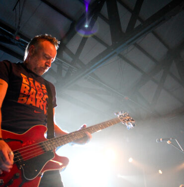 Celebración a los muertos con Peter Hook