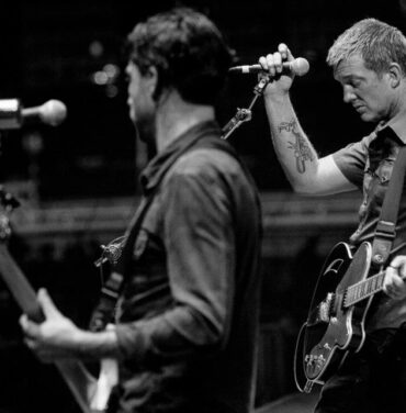 QOTSA y su nuevo sencillo