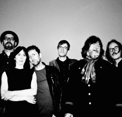 Baterista de Garbage presenta su nuevo tema