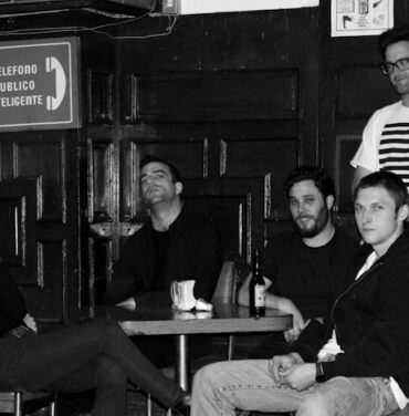 Ceremony: Del otro lado de la línea