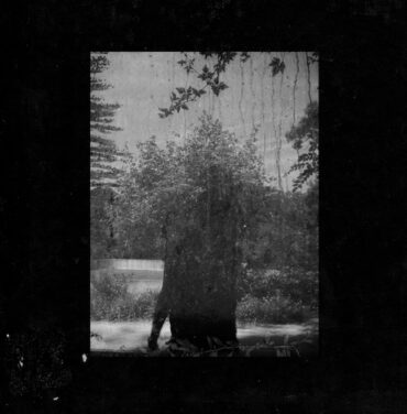 Grouper comparte 'Ruins'