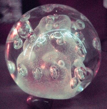 Escucha Psychic de Darkside (Nicolas Jaar + Dave Harrington)