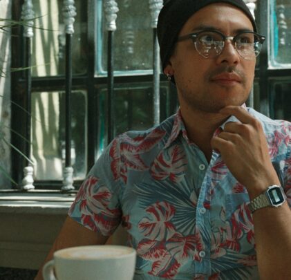 “Chai Latte”, el nuevo tema debut de A.C.