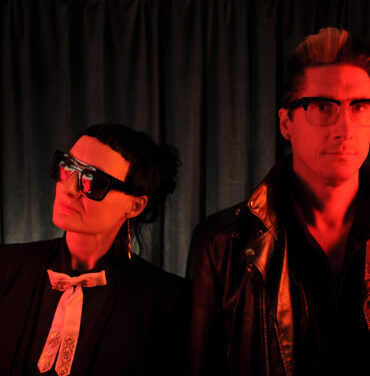 ADULT. comparte el video de “Why Always Why”