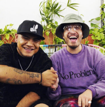 Aczino y Scoop Deville se unen en “La playa”