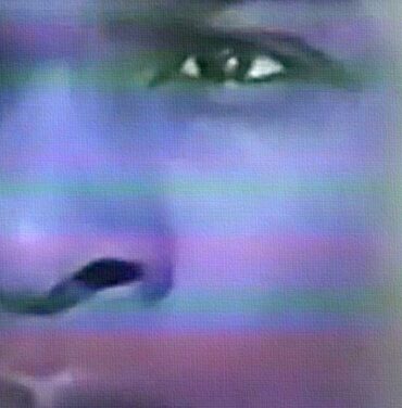 Actress comparte dos nuevos sencillos