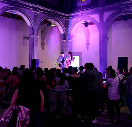 Noche de acústicos en el MIDE