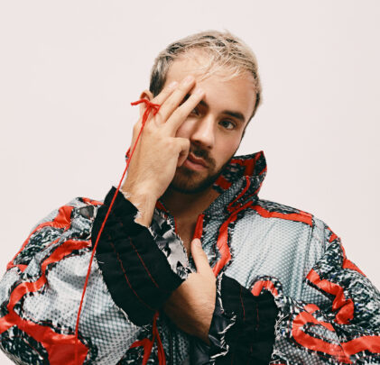 Lo nuevo de Adrián Bello en producción de Netflix