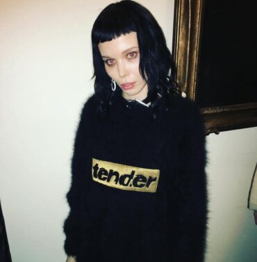 Alice Glass regresa con 