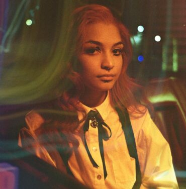 “Un Animal (Divina Existencia)”, el nuevo visual de Ambar Lucid 