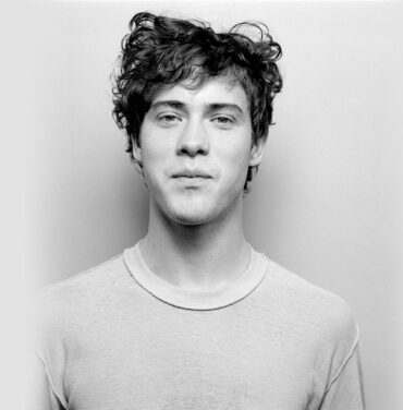Gentle Dom (Andrew VanWyngarden de MGMT) lanza “Frankie Goes to Andromeda”