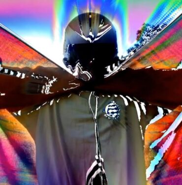 Andy Bell (Oasis, Ride) revela detalles de 'The View From Halfway Down'