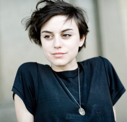 Angel Deradoorian estrena 