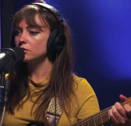 Angel Olsen estrena tema: 