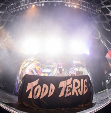 Todd Terje y AlunaGeorge en El Plaza Condesa