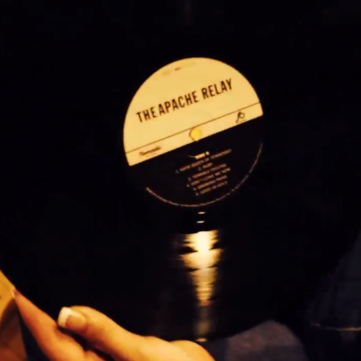 The Apache Relay presenta lyric video para 