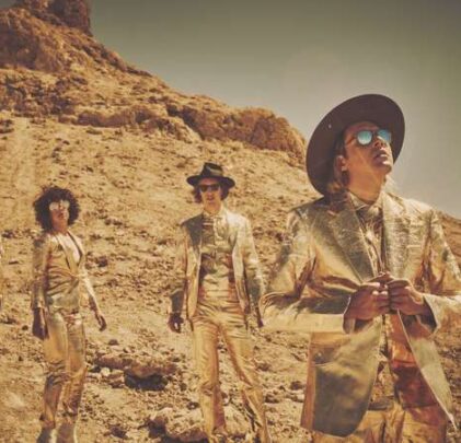 Arcade Fire le hace cover a The Pretenders
