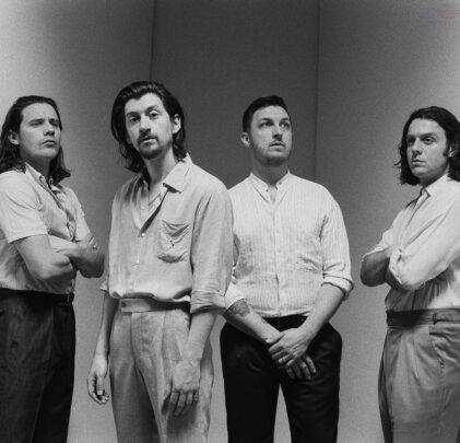 Arctic Monkeys comparte versión en vivo de 