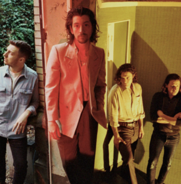 Arctic Monkeys debuta canciones en vivo