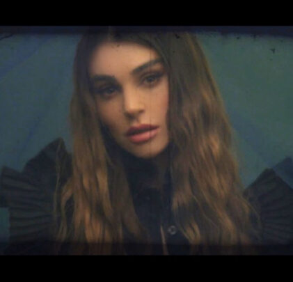 Aimée Osbourne comparte el video oficial para “House of Lies”