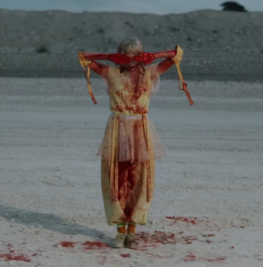 Aurora presenta el video 