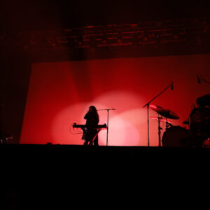 Beach House en el Pepsi Center WTC