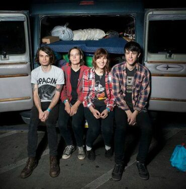 Nueva canción de Bleeding Rainbow