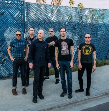Bad Religion te invita a celebrar 40 años con ‘Decades: Season Two’