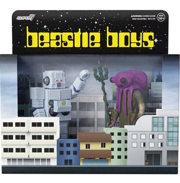 Mira las figuras coleccionables de 'Intergalactic' de Beastie Boys